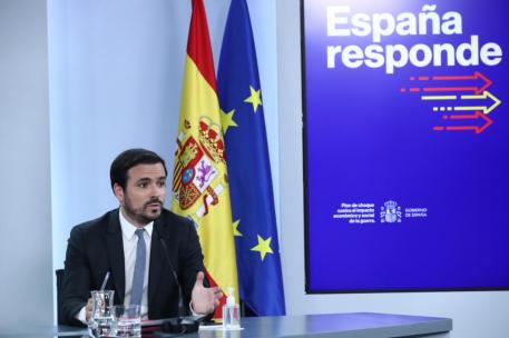 Consumo limita los tiempos de espera telefónica y amplía los derechos de la ciudadanía con la nueva Ley de Atención a la Clientela